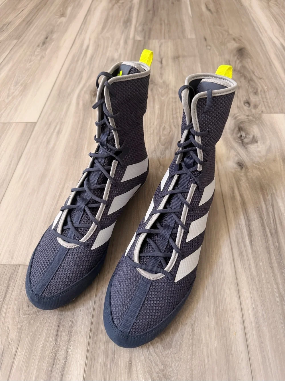 Adidas Box Hog GX2814 Boxing Shoes Gray White High Top Men’s Size 7.5